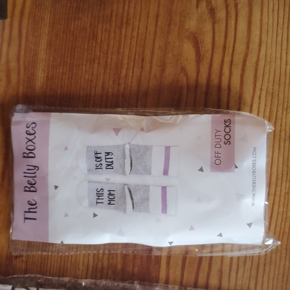 Mom stuff - Picture 2 of 5